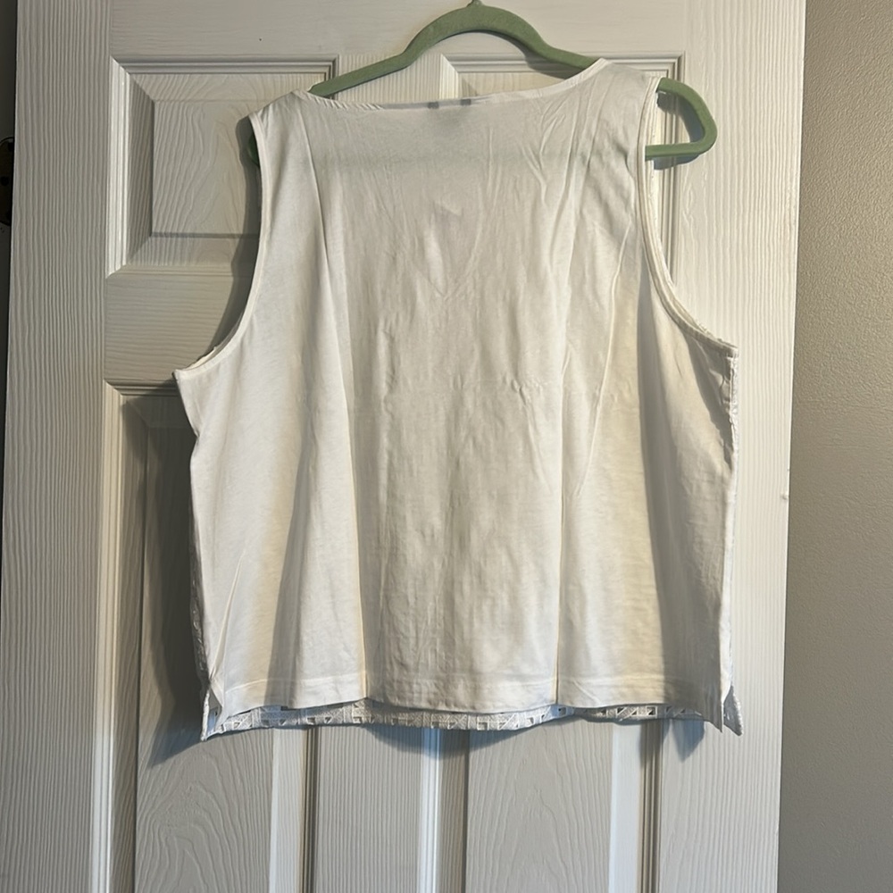 Eyelet Shell NWT - Picture 2 of 2